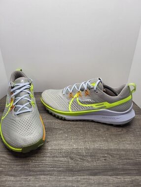 Nike React Pegasus Trail 4 Men's Size 13 Light Iron Ore Cobblestone Volt Shoes